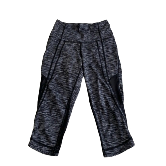 Lululemon Drop It Like It's Hot Crop Mesh Heathered Capri Leggings - Picture 4 of 7